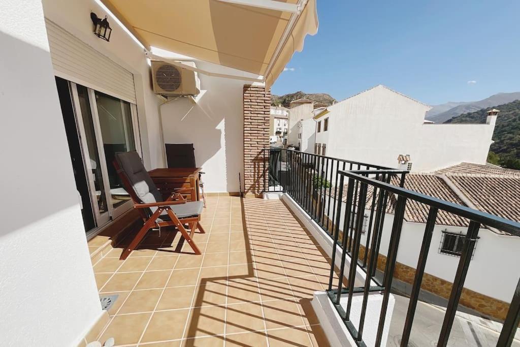 Apartamento Balcon Hacia La Montana Güéjar Sierra Exterior foto
